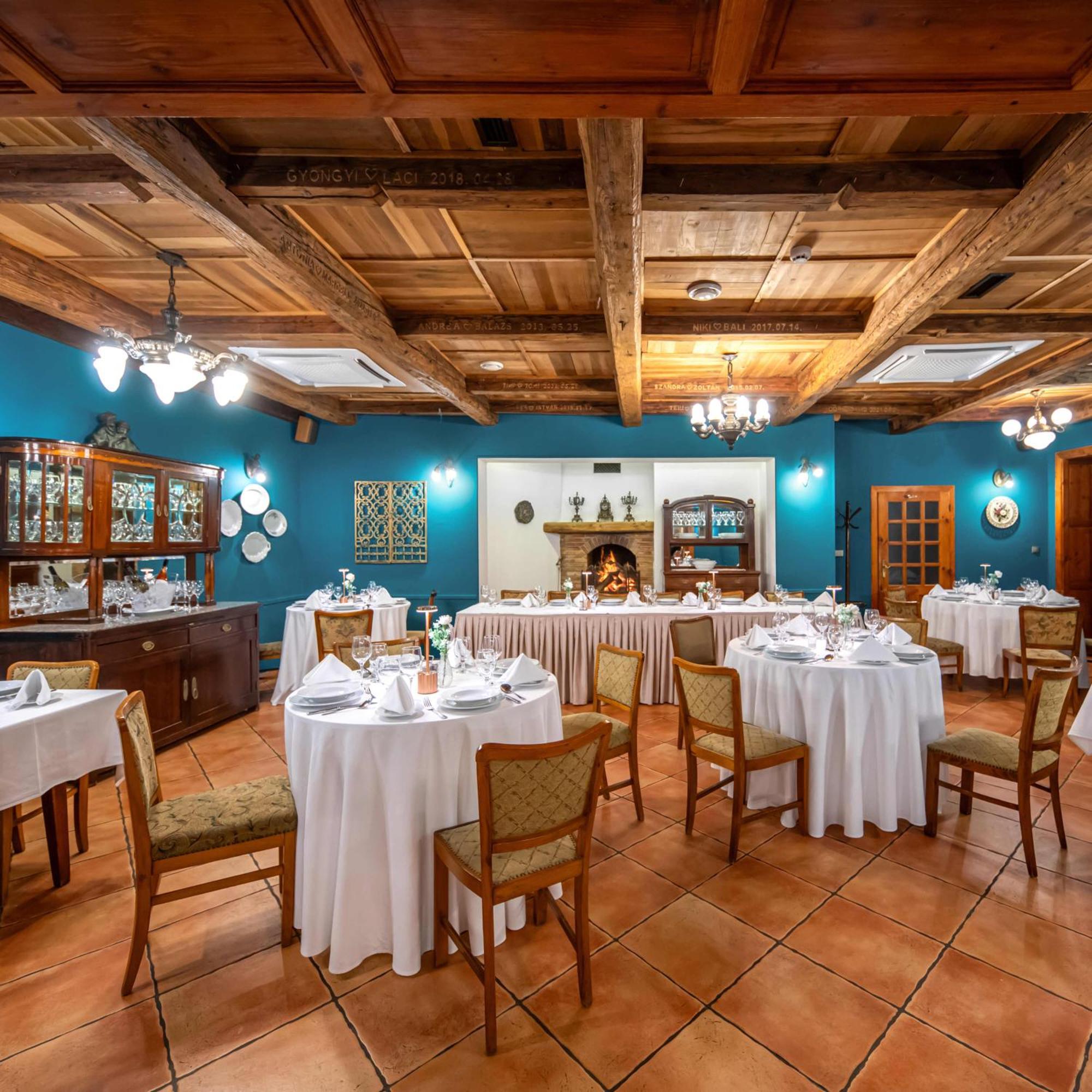Boutique Hotel Szarcsa Alba Regalǎ Exterior foto