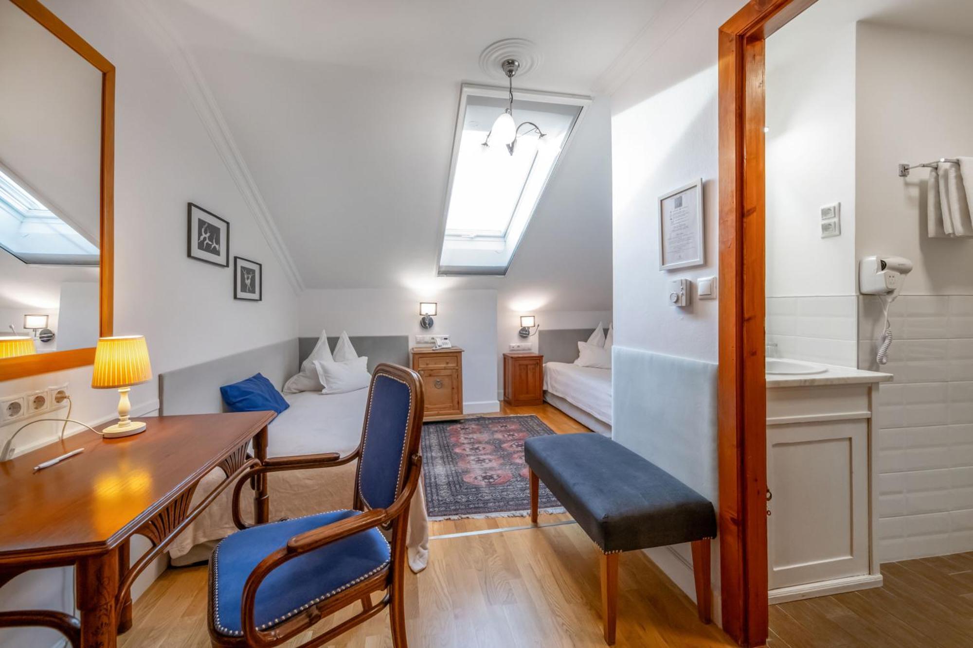Boutique Hotel Szarcsa Alba Regalǎ Exterior foto
